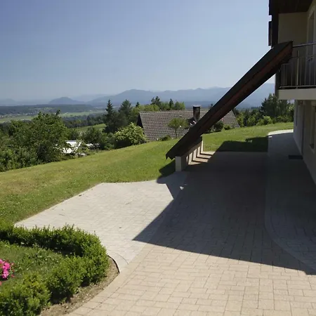 Apartma Sonce Balkonce Trzic